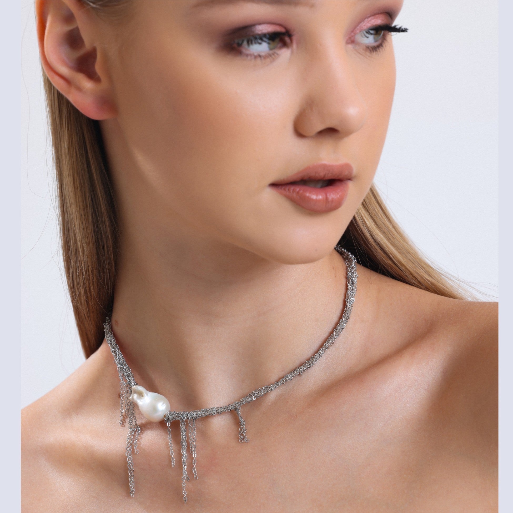 Pearl Allure Kolye